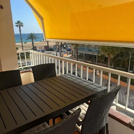 Apartment Lujoso Piso Enfrente De Playa De Fenals, 2 Terrazas Lloret de Mar